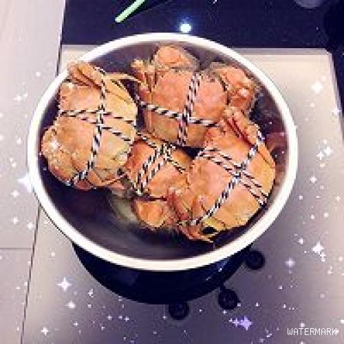 葱姜煮螃蟹